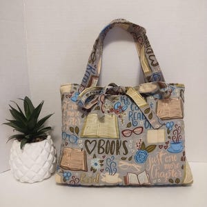 Handmade Quilted Cotton Tote Bag Bible/Book Carrier - Keep Calm and Read On