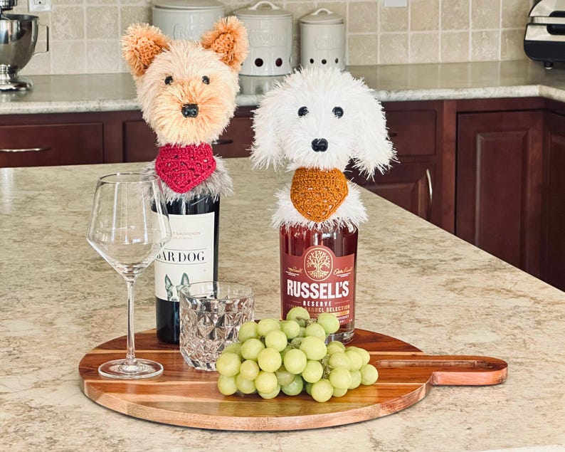 GSP Crochet Pattern: German Shorthaired Pointer Wine Bottle Topper ...