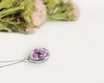 tiny real flower necklace,purple flower necklace,real pressed flower necklace,pressed daisy flower necklace,flower resin necklace- gift box