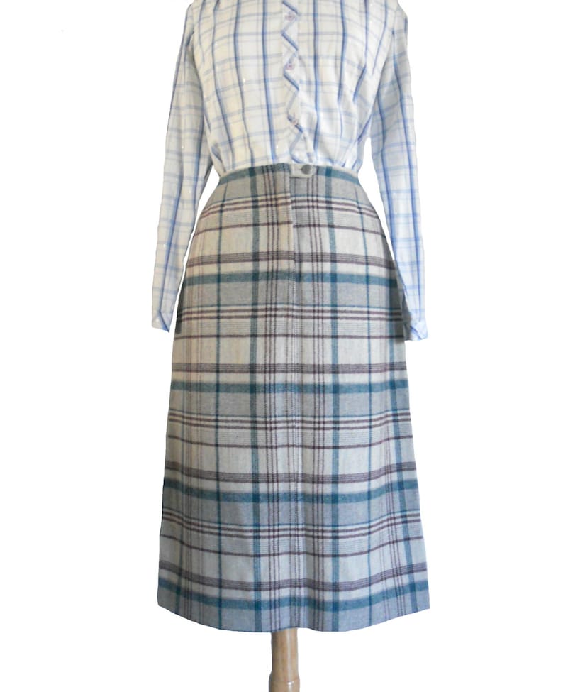 Size 16 Fully Lined L Vintage Pencil Skirt Plaid Ivory Teal and Purple John Meyer Button Closure and Midi Length