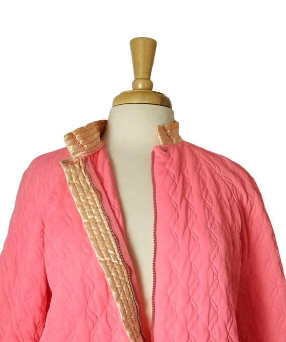 Vintage Sleepwear House Coat Neon Coral Quilted B… - image 3
