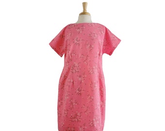 1960s Dress Vintage Pink Short Sleeve Dress White Floral and Green Leaf Pattern - Spring Fashion or Summer Fashion - Handmade Vintage  - XL