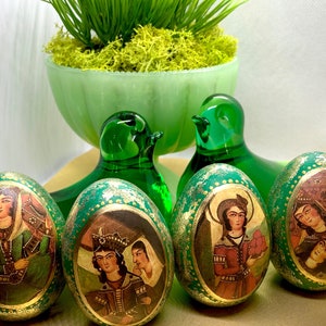 Persian Home Decor, Persian Gifts, Yalda, Norooz Haftsin Haftseen Set of 4 Decoupaged Wooden Eggs Qajar Art, Persian Poetry Persian Handmade