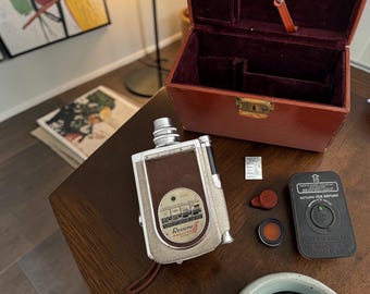 Revere 16 Magazine Movie Camera. - Etsy