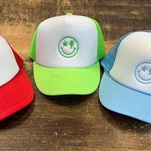 Smiley Face Trucker Hat, Smiley Face Embroidery, Smiley Face Hat, Summer Hat, Beach Hat