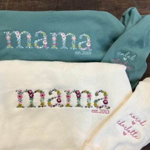 Mama Embroidered Sweatshirt/ Long Sleeve Tee, mama gift, new mom gift, Embroidered floral, Grandma Sweater