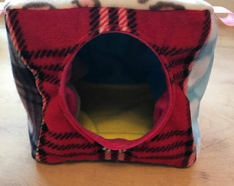 Cube hammocks for rats , sugar gliders , chinchilla's , ferrets
