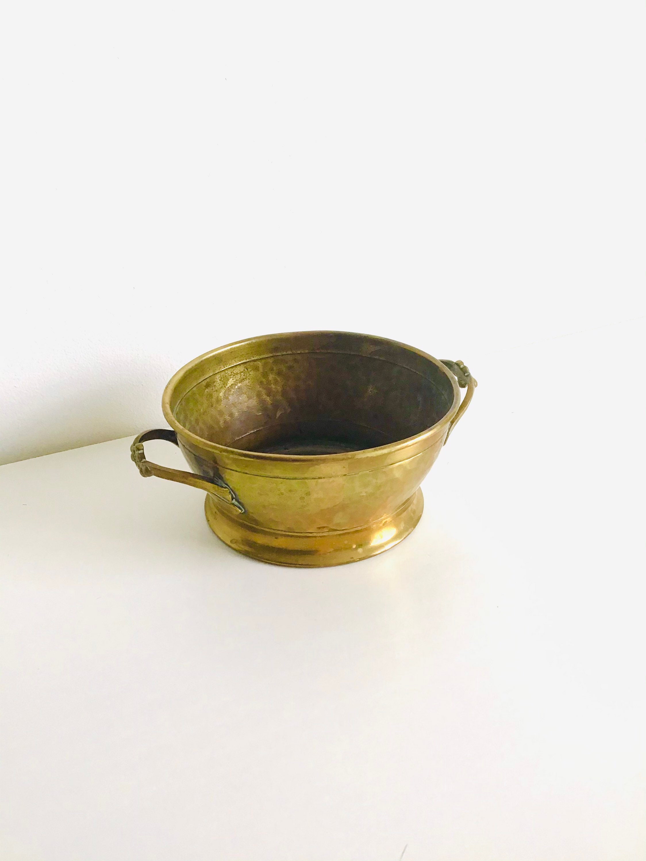 Coupelle , Vide Poche , Porte Bijoux Vintage Romantique en Bronze Laiton Or Xixeme.