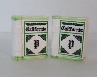 Vintage Books Salt and Pepper Shakers, California Souvenir, Kitchen Collectible