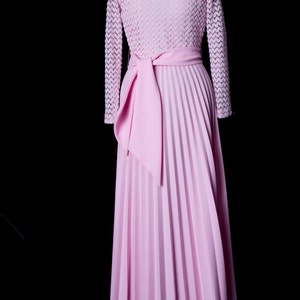 Pink Pleated 1960's Dress image 2