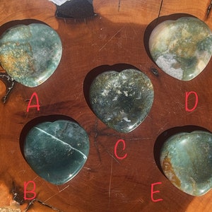 Moss Agate Heart Worry Stone / Gift for Her / Gift for Him / Wealth / Abundance / Peace / Stability / Green / Stress Relief / Meditation