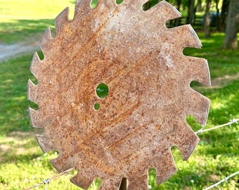Rusty Used Saw Blade For Painting and Decorating, Country Farm Decorations