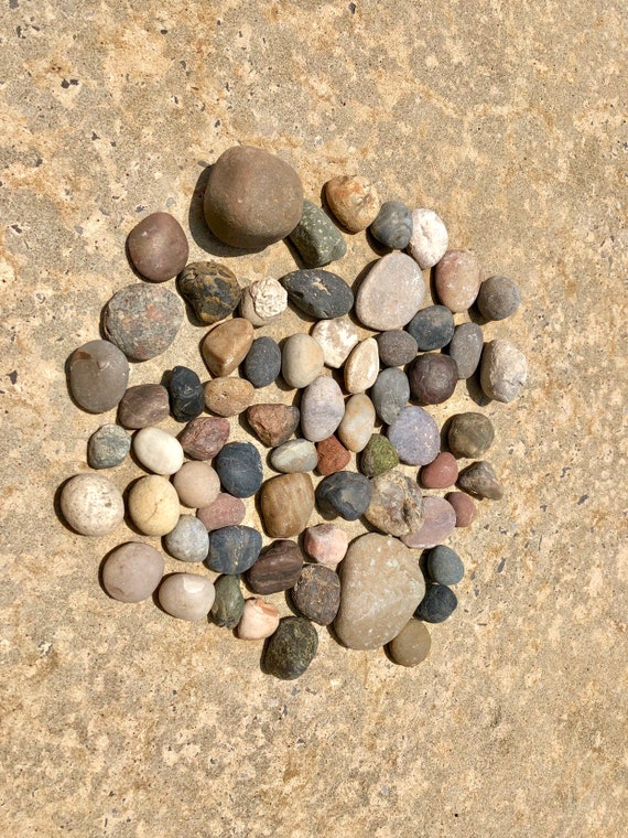 aquarium stones rocks
