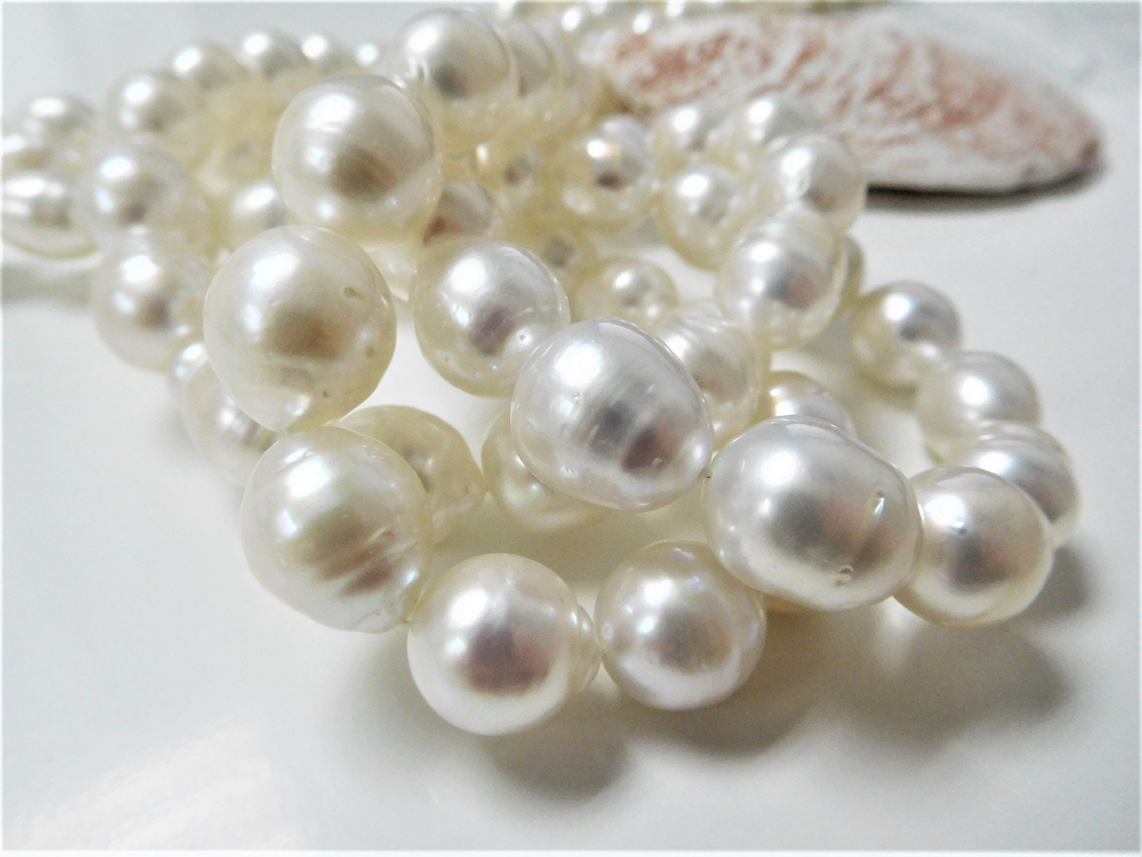 White Baroque Freshwater Pearl Strand AAAA Quality 