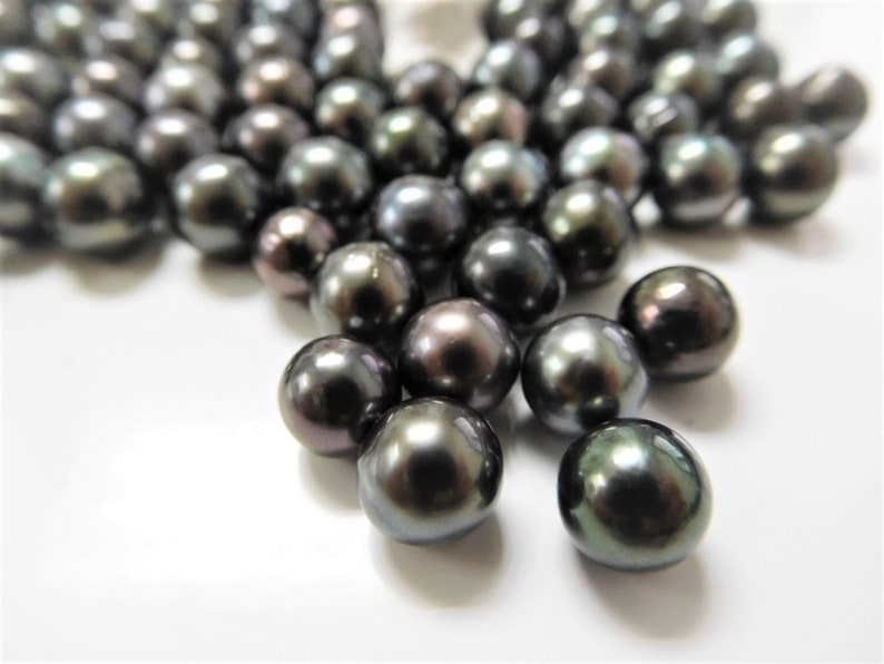 7-8mm Dark Round/Semi-Round Loose Tahitian Pearl image 3