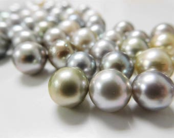 8-11mm Light Silver-Multi Round Loose Tahitian Pearl