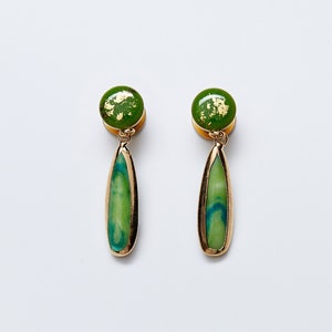 Elegant Jade Green Dangle Plugs /8g ,6g ,4g ,2g ,0g ,00g ,7/16,1/2, 9/16 , 5/8 ,11/16 ,3/4 ,1 inch Earrings Gauges