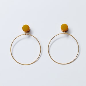 Solid Color of Bee Hoop Dangle Plugs ,Gorgeous Hoop Gauges /8g ,6g ,4g ,2g ,0g ,00g ,1/2, 9/16 , 5/8 ,11/16 ,3/4 ,1 inch Hoop Earring