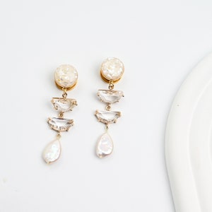 Crushed Shell Ohr Plugs mit Zirkon Kristall und Süßwasserperle Tropfen, Hochzeit Ohr Plugs, Ohrmesser für Abschlussball (8g-25 mm)