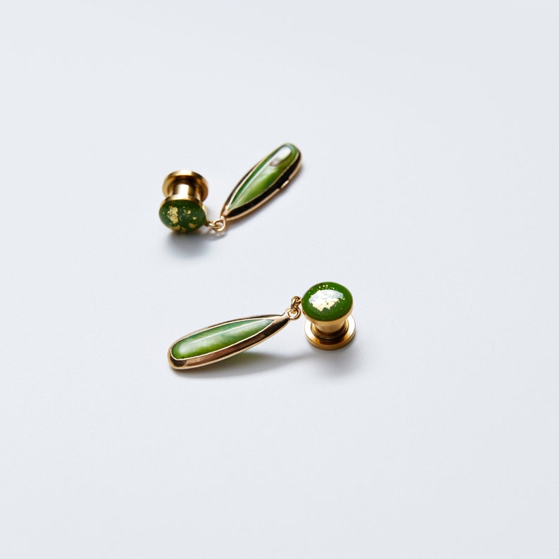 Elegant Jade Green Dangle Plugs /8g ,6g ,4g ,2g ,0g ,00g ,7/16,1/2, 9/16 , 5/8 ,11/16 ,3/4 ,1 inch Earrings Gauges imagem 4