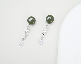 Silver Stone with Heart Dangle Plugs /8g ,6g ,4g ,2g ,0g ,00g ,1/2, 9/16 , 5/8 ,11/16 ,3/4 ,1 inch Earrings Gauges