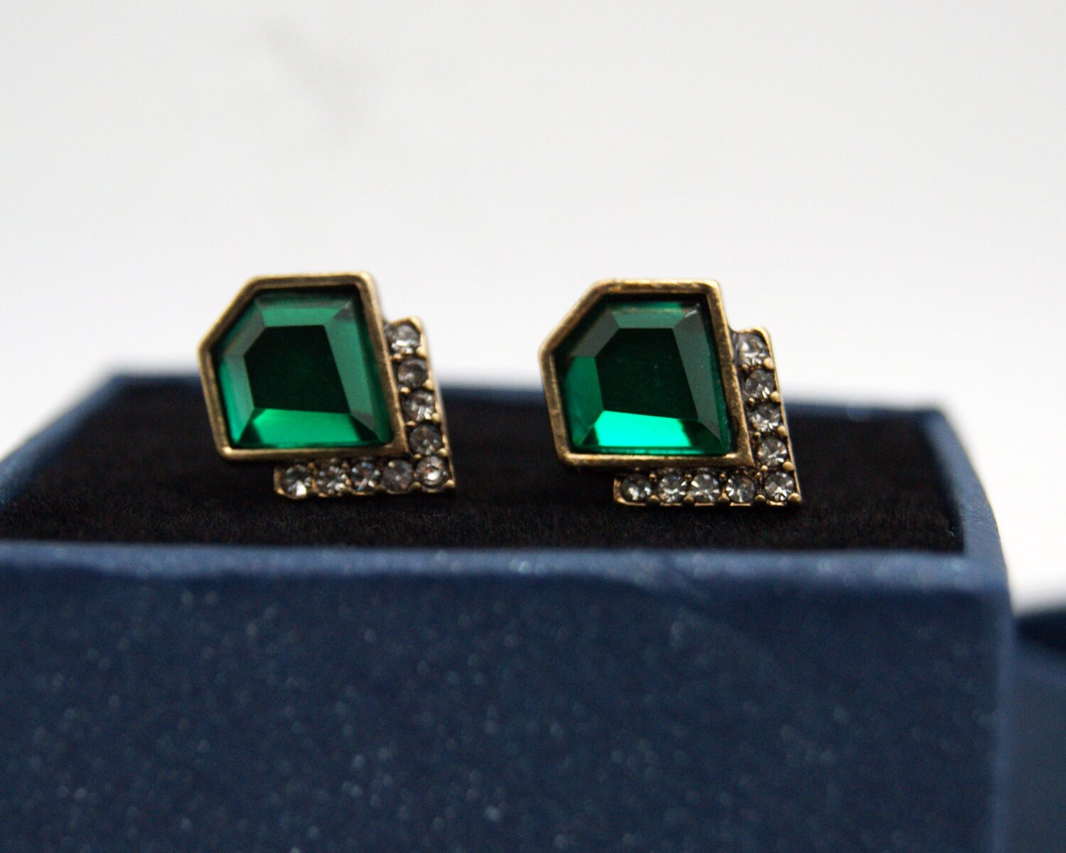 Emerald Crystal Plugs Single Flared Ear Plugs Gauges With O Etsy