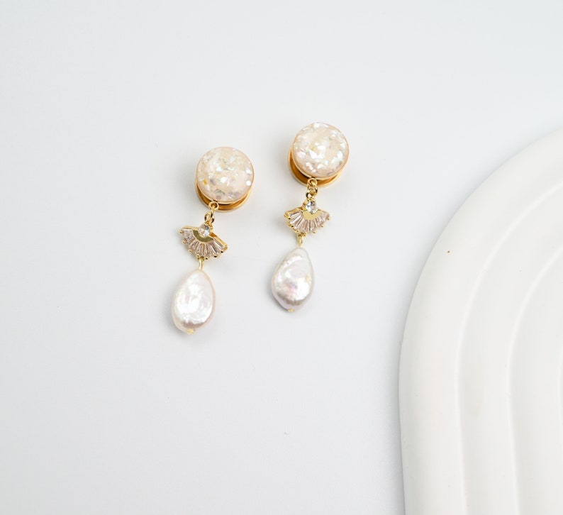 White Crushed Shell Screw On Ear Gauges with Zircon Fan Hanger and Freshwater Pearl Drop Perfect for Prom or Wedding, Size 8g up to 1 inch image 3