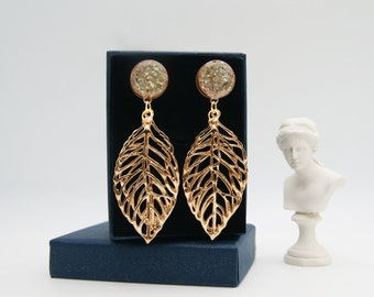 Champagne Shell Leaf Dangle Plugs / 16g, 6g, 4g, 2g, 0g, 00g, 7/16, 1/2, 9/16, 5/8, 11/16, 3/4 in / Dangle Gauges / Rose Gold Plugs