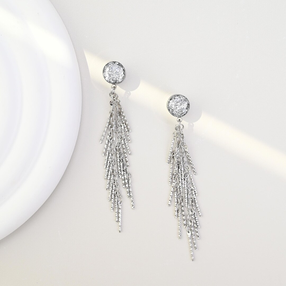 Silver Cascade: Shimmering Fringe Screw-on Ear Gauges,earring Plug /8g ...