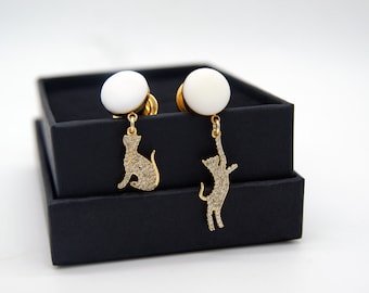 Cute Kitten Dangle Plugs /8g ,6g ,4g ,2g ,0g ,00g ,1/2, 9/16 , 5/8 ,11/16 ,3/4 ,1 inch Cute Cat Earrings Gauges