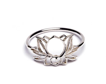 Sterling Silver 925 Lotus Ring Flower Boho Ring Simple Ring Dainty Yogi Gift Minimal Ring Gift Boxed , Free UK Delivery LT2