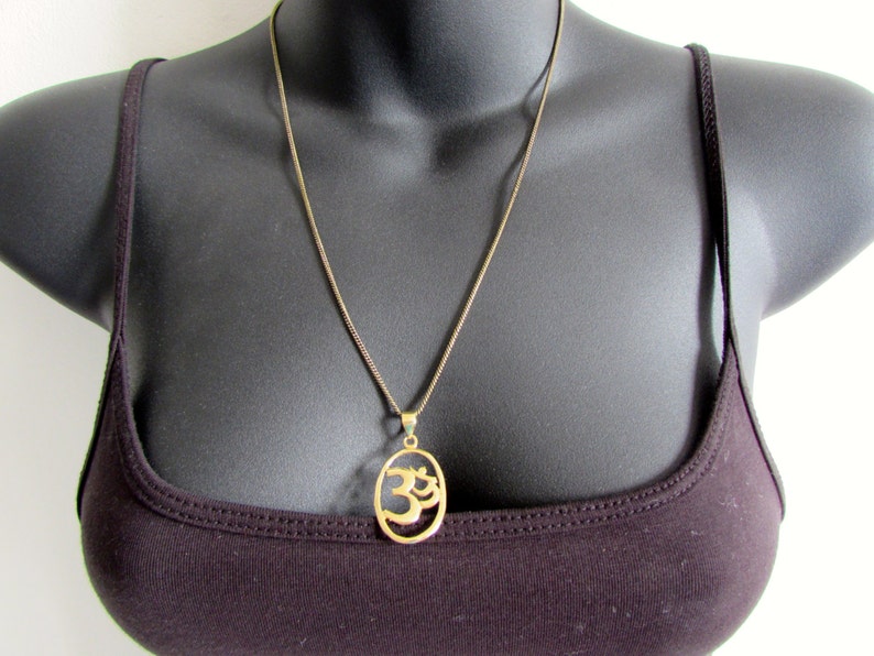 Om Ohm Aum Oval Pendant Necklace Handmade Yogi Yoga Boho Jewelry Free UK delivery BP3 image 4