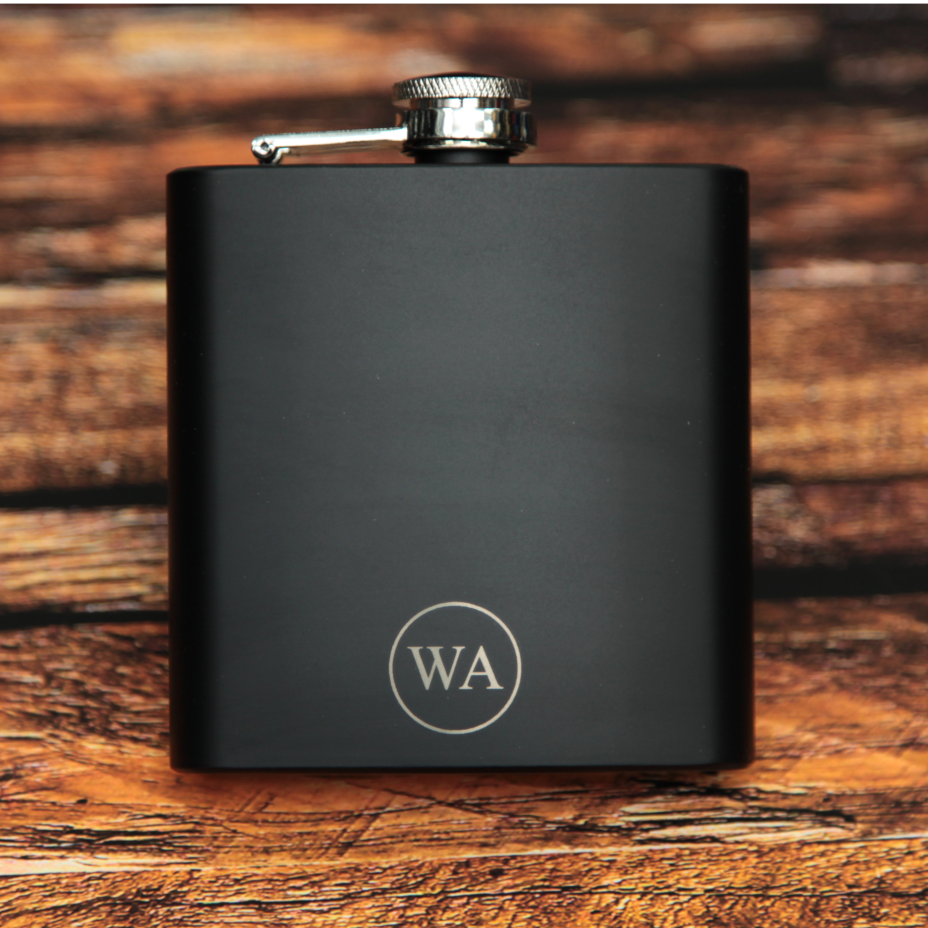 Personalised Initial & Name Hip Flasks In New Zealand - Foto 9