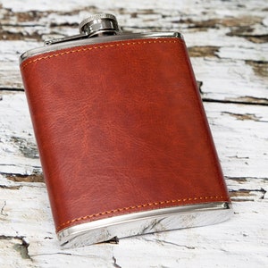 Personalized Flask, Engraved Flask, Custom Flask, Groomsmen Flasks