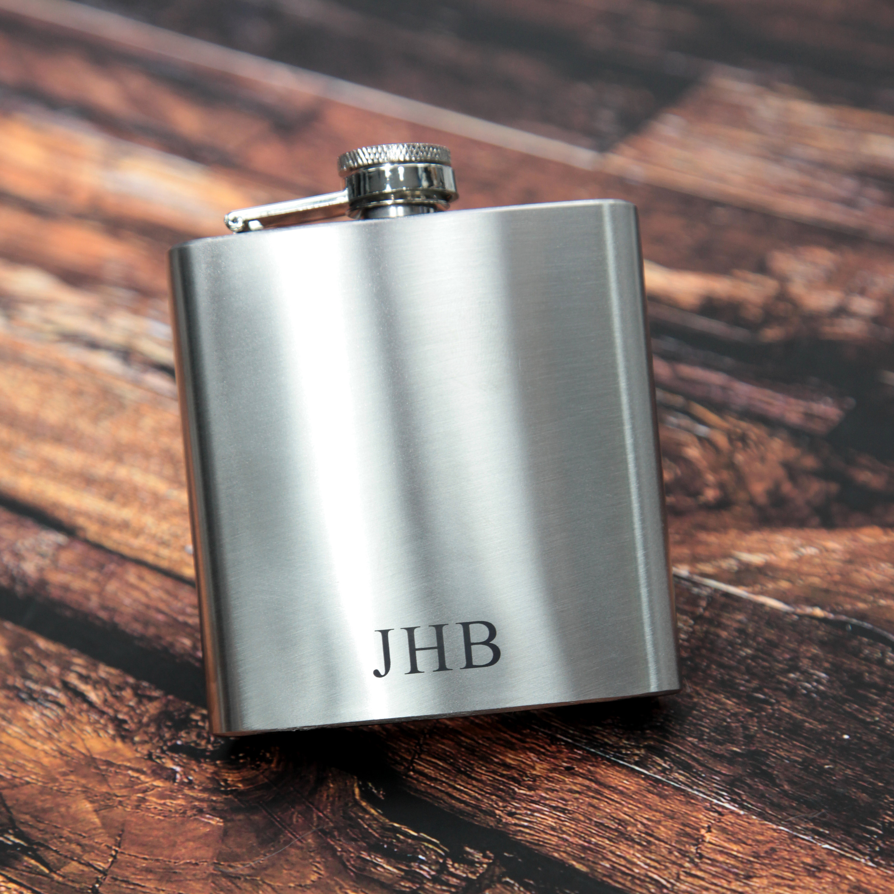 Personalised Engraved Hip Flask Personalized Engraved Hip Flask - Custom Gift For Wedding, Birthday, Christmas, Fathers Day & Special Occasions Hip Flask Delivery - Foto 12