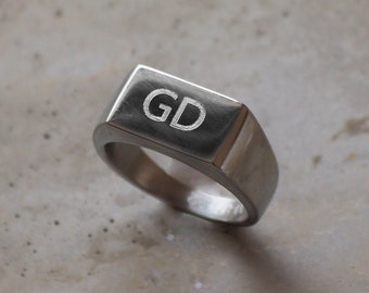 Men's personalised signet ring - stainless steel ring - Men's ring - Men's jewellery - gift for dad - engraved ring - custom - S7-R0-SGNT-ST