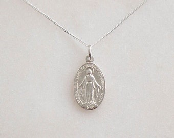 Sterling silver reversible Miraculous Medal pendant - Madonna necklace - silver pendant - silver necklace - Virgin Mary Necklace - AP20135