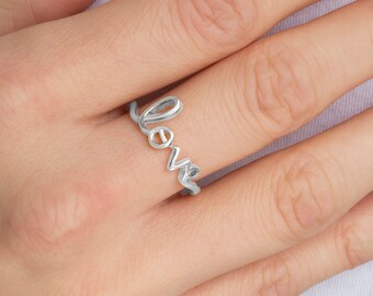 Sterling zilveren Love script ring - liefdessieraden - zilveren ring - zilveren liefde - liefdesring - liefdessieraden - gouden ring - gouden liefde - R0-0469-SS