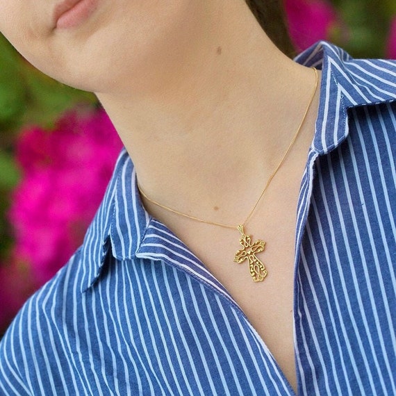 Silver filigree shop cross necklace