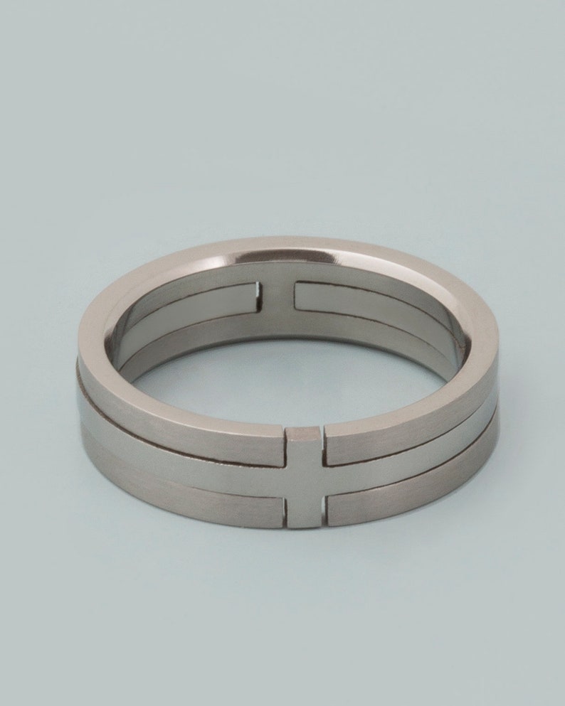 band ring stainless steel ring Contemporary stainless steel cross band ring cross ring Men/'s ring KE031