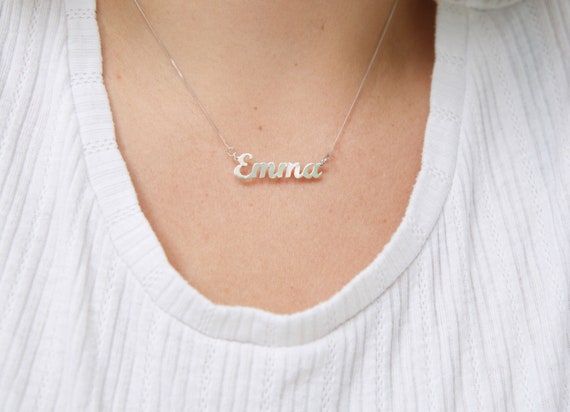9ct White Gold Personalised Name 
