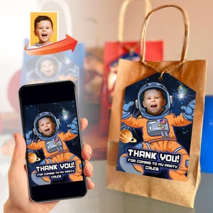 Biglietto di ringraziamento per astronauta con foto, etichette per bomboniere a tema astronauta, bomboniere a tema spazio, etichette per bomboniere a tema spazio, etichette per astronauta. 732TY