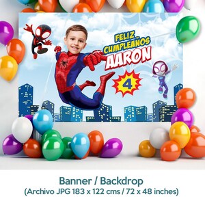 K&ouml;nnte beinhalten: Ein farbenfrohes Geburtstagsbanner mit einem Superhelden-Thema, auf dem ein Junge in einem Spiderman-Kost&uuml;m zu sehen ist. Das Banner lautet "Feliz Cumpleanos Aaron 4".