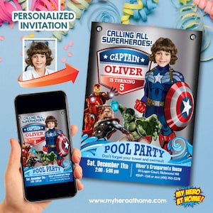 Puede incluir: Una invitación personalizada para una fiesta en la piscina con temática de superhéroes. La invitación presenta a un niño vestido como el Capitán América, con el texto "¡Llamada a todos los superhéroes! El Capitán Oliver cumple 5 años." La invitación también incluye la fecha y hora de la fiesta en la piscina, la ubicación y la información de RSVP.