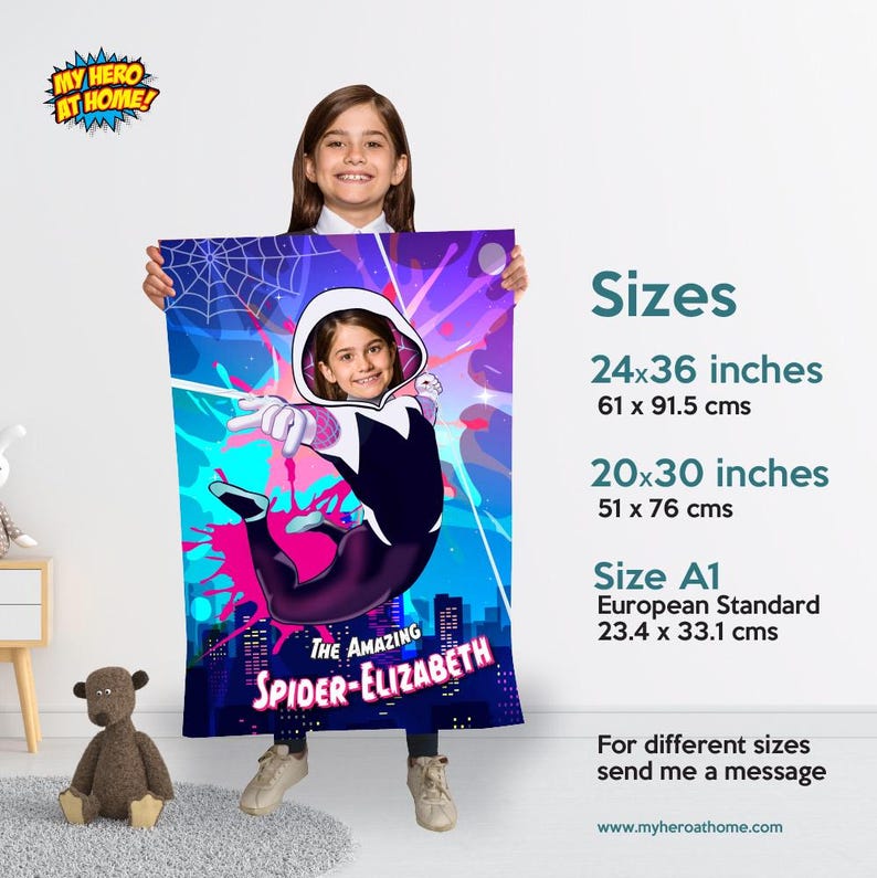 Puede incluir: Un p&oacute;ster personalizado de recorte con una ni&ntilde;a vestida como Spider-Gwen, con un fondo colorido y el texto "The Amazing Spider-Elizabeth". El p&oacute;ster est&aacute; disponible en tres tama&ntilde;os: 24x36 pulgadas, 20x30 pulgadas y tama&ntilde;o A1 (est&aacute;ndar europeo, 23,4 x 33,1 cm).