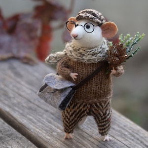 Nadelgefilzte Maus, Wollmaus, Maus mit Tasche, Wintermaus, Kunstpuppe, Waldorf Tier, Umweltfreundlich