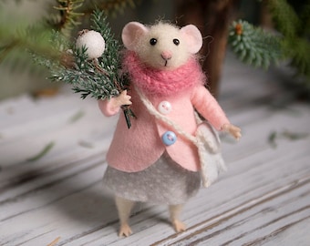 Needle Felted mouse , Woolen mouse , Christmas mouse , Christmas twig , Christmas Decoration , Art Doll , Waldorf animal , Eco-friendly