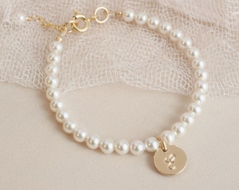 Flower Girl Initial Bracelet Gift, White Pearl Flower Girl Bracelet, Bride's Girl Gift, Pearl Gold Flower Girl Bracelet, Flower Girl Gift