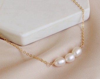3 Freshwater Pearl Gold Necklace, White Pearl Gold Necklace, Bride Pearl Wedding Jewelry Gift, Bridal Pearl Jewelry, Wedding Pearl Jewelry