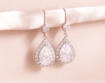 Crystal Teardrop Dangle Earrings, Silver Lever Back Crystal Earrings, Bridal Earrings, Wedding Jewelry for Brides, Crystal Drop Earrings
